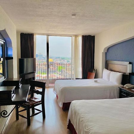 Hotel Fenix Γκουανταλαχάρα Εξωτερικό φωτογραφία