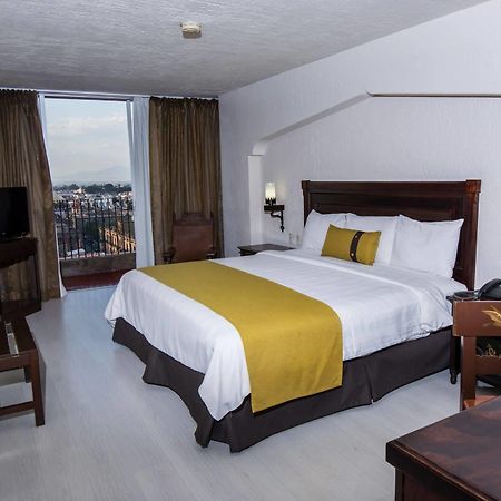 Hotel Fenix Γκουανταλαχάρα Εξωτερικό φωτογραφία