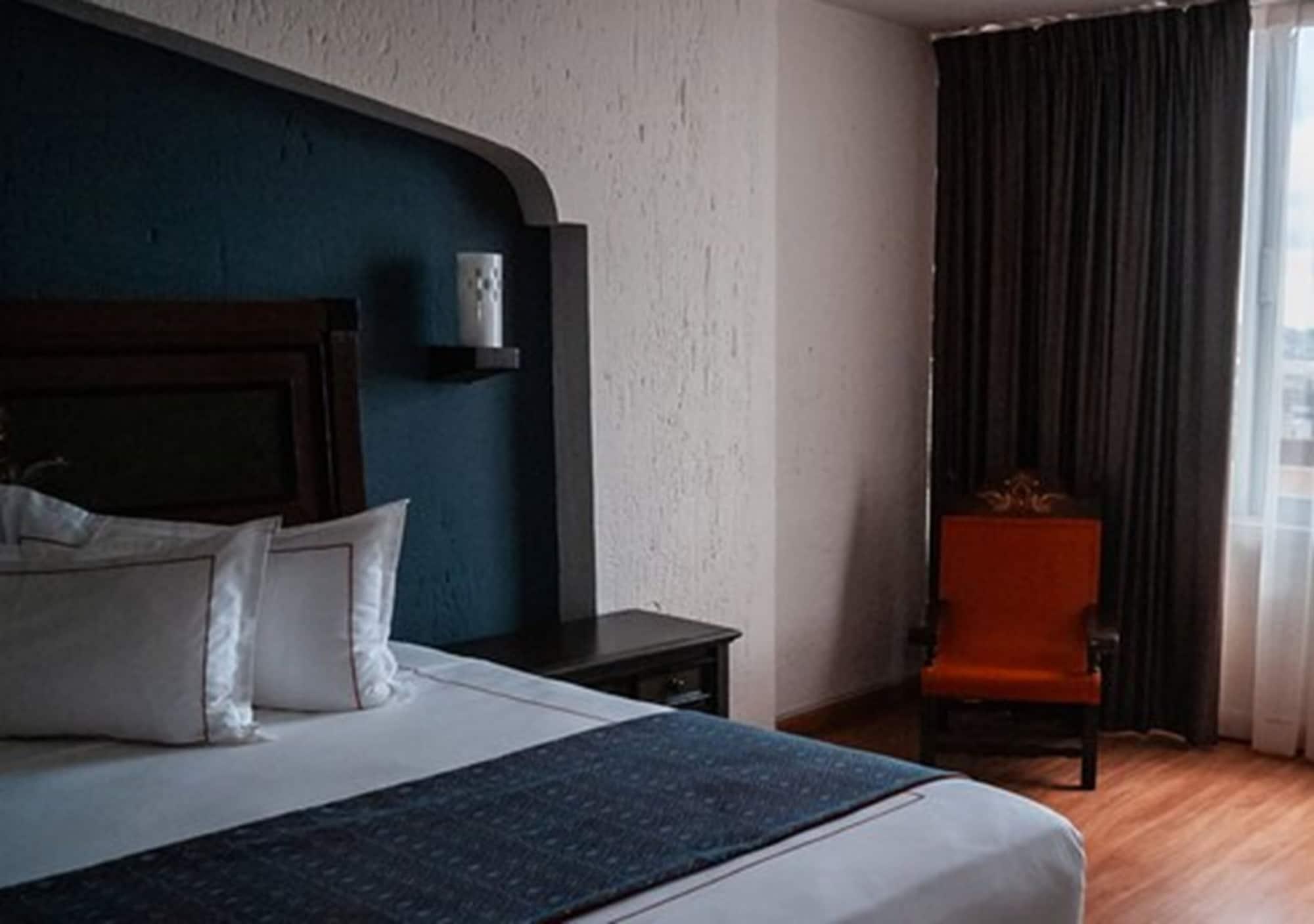 Hotel Fenix Γκουανταλαχάρα Εξωτερικό φωτογραφία