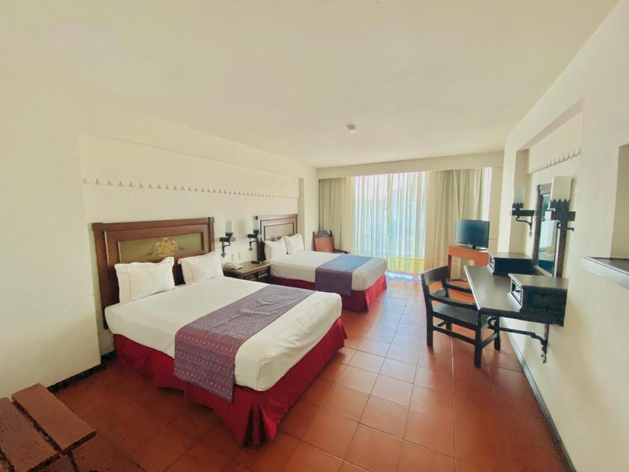 Hotel Fenix Γκουανταλαχάρα Εξωτερικό φωτογραφία