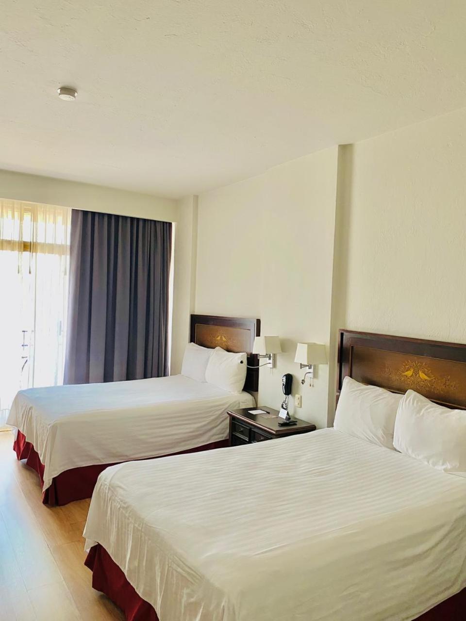 Hotel Fenix Γκουανταλαχάρα Εξωτερικό φωτογραφία