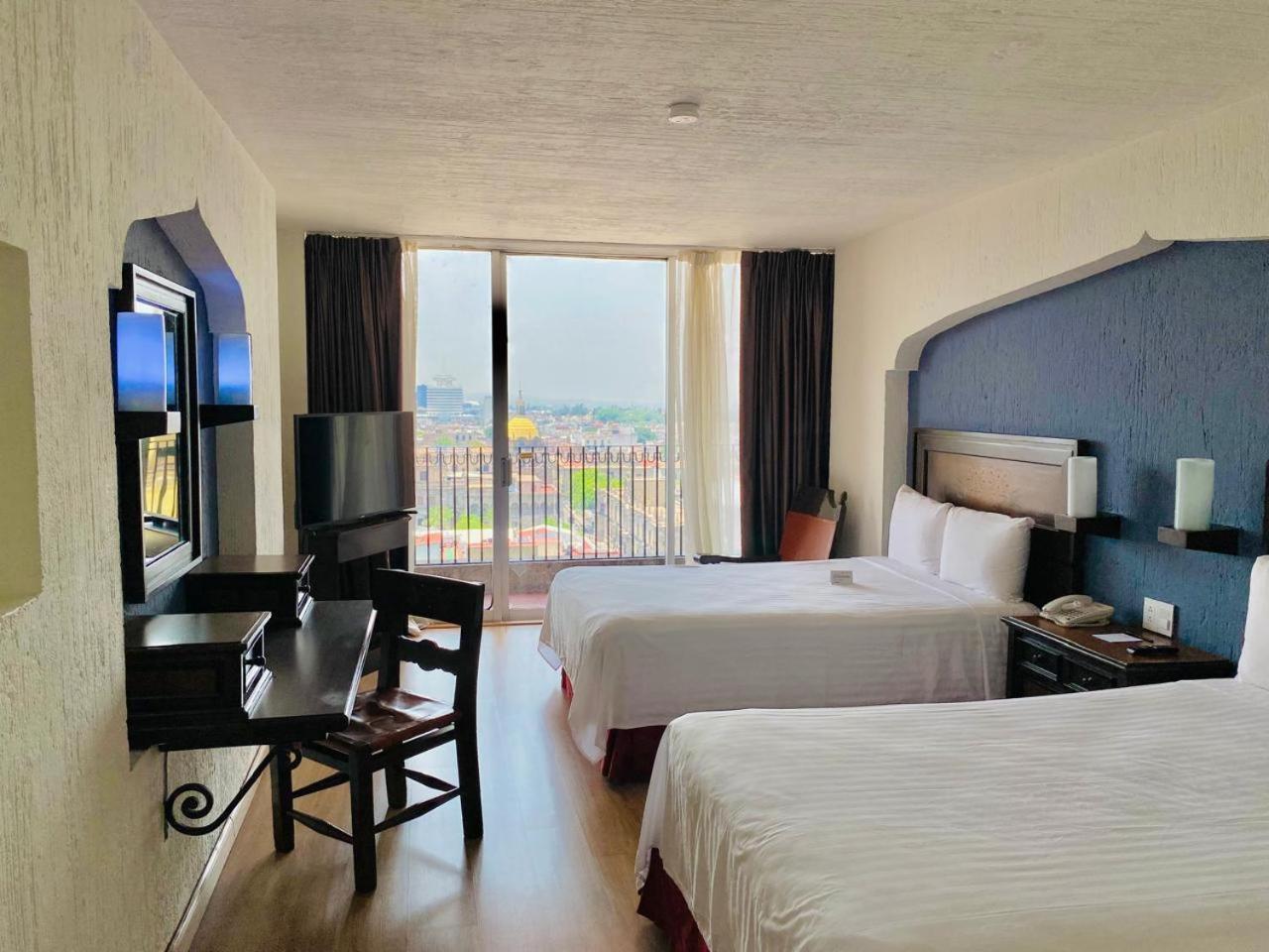 Hotel Fenix Γκουανταλαχάρα Εξωτερικό φωτογραφία